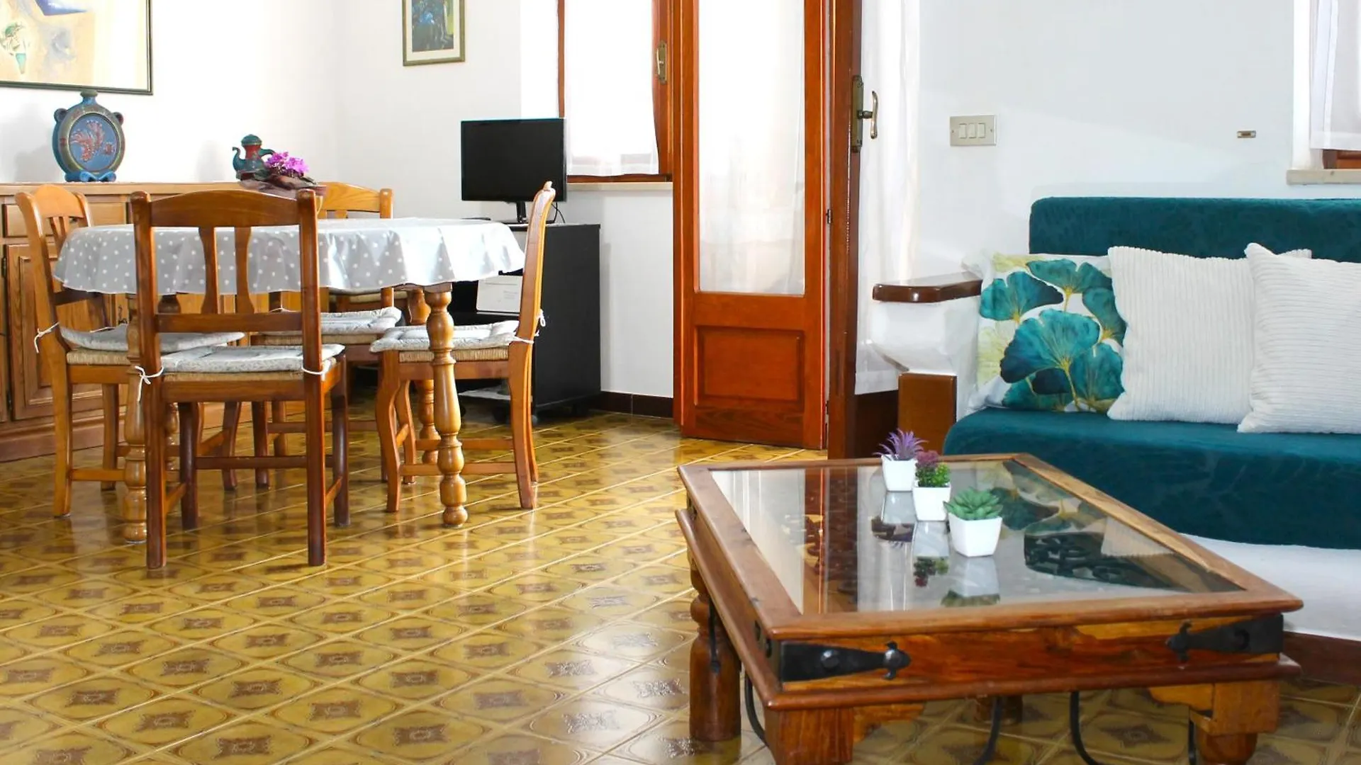 Casa Doramar, Wi-Fi Air-Con Iun R3634 Apartman Cala Gonone